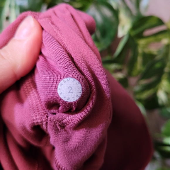 Lululemon Align Leggings size 2 Misty merlot 28" - Picture 3 of 5